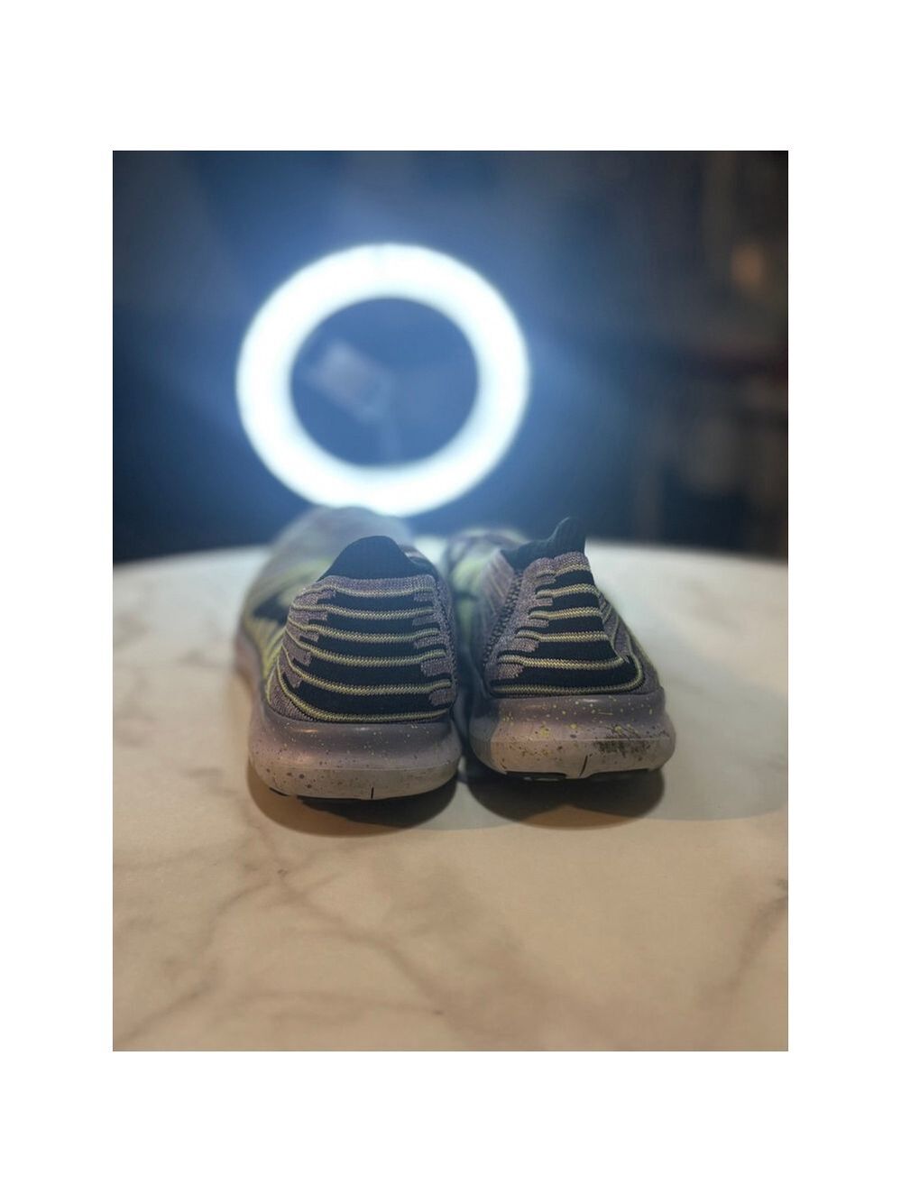 Nike shoe - Picture 3 of 5